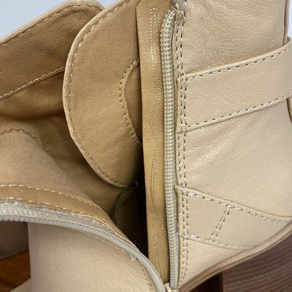 Crown Vintage Courla Bootie Size 7.5 Beige Leather - Picture 8 of 10